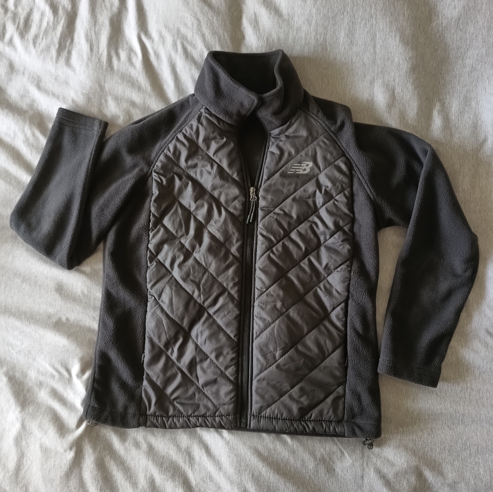 New Balance men's (unisex) zip up quilted fleece jacket, color Grey, Size M.